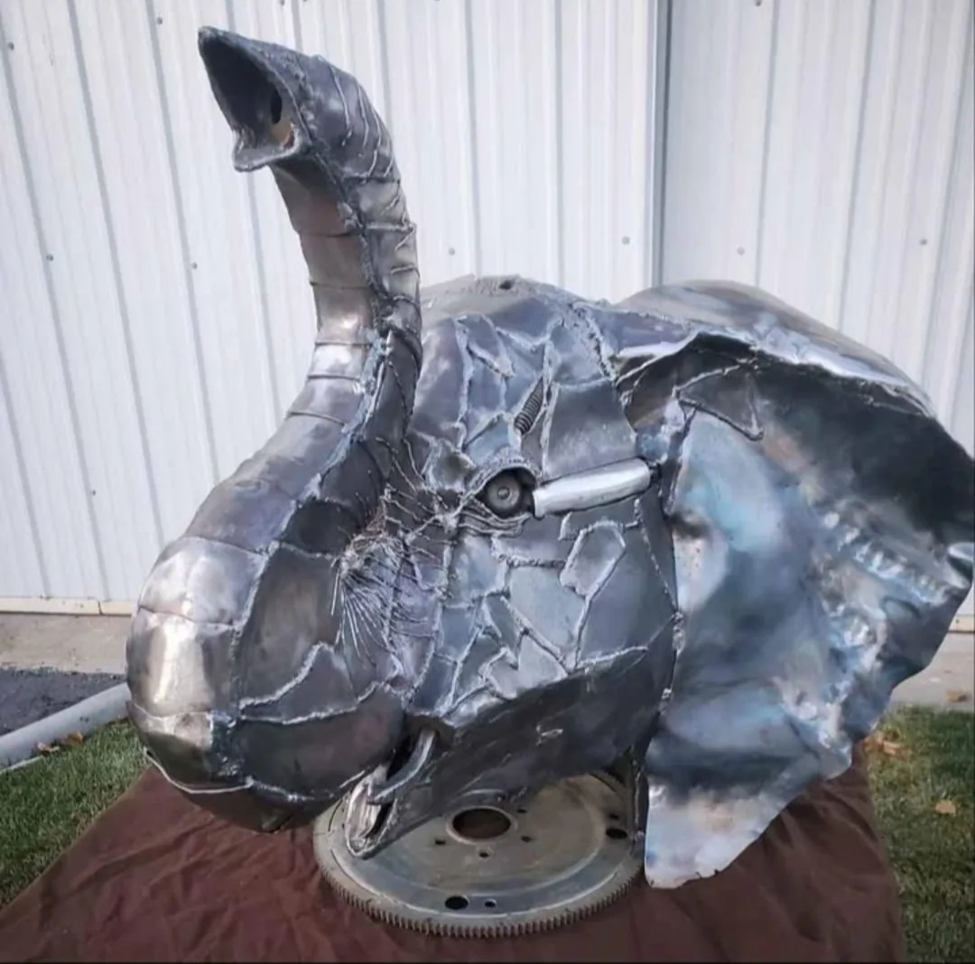Metal fish wall sculpture